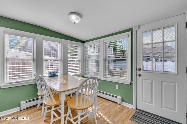 Building Photo - 124 Mathis Dr