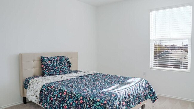 Building Photo - 2400 Willkomen Wy