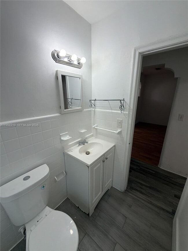 Building Photo - 1026 NW 50th St