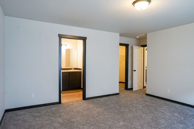 Building Photo - Newly built home with 3 car garage