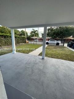 Building Photo - 401 NW 51st St