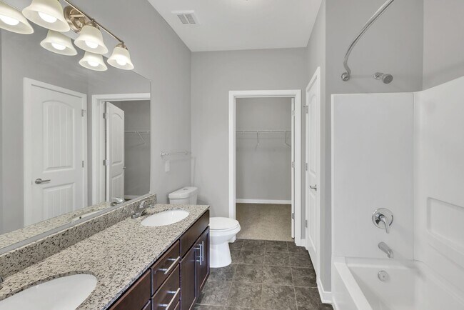 Building Photo - 1122 Litton Ave