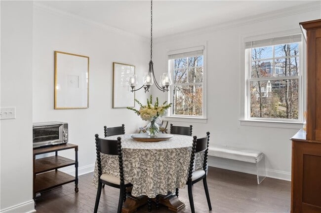 Building Photo - 6529 Beacon Dr