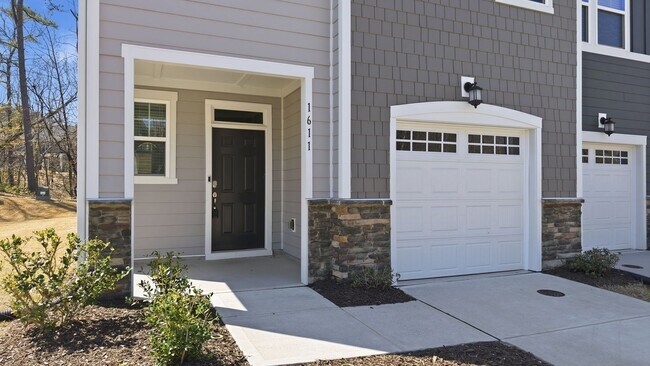 Building Photo - Upgraded 3BR Townhome in Wake Forest | Open Layout, Garage & Resort-Style Amenities