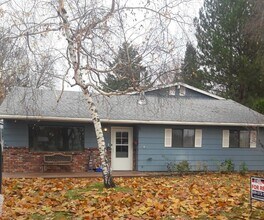 Building Photo - Centrally Located in Richland
