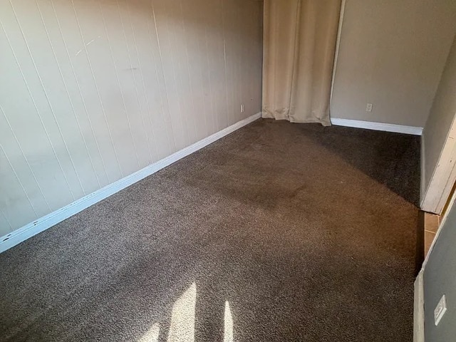 Building Photo - 135 Lake Dr