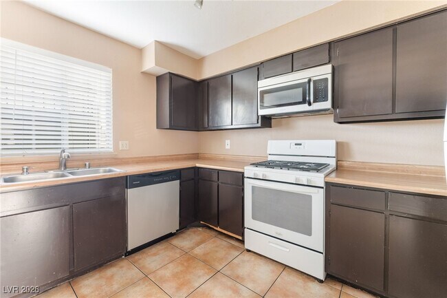 Building Photo - 7090 Burcot Ave