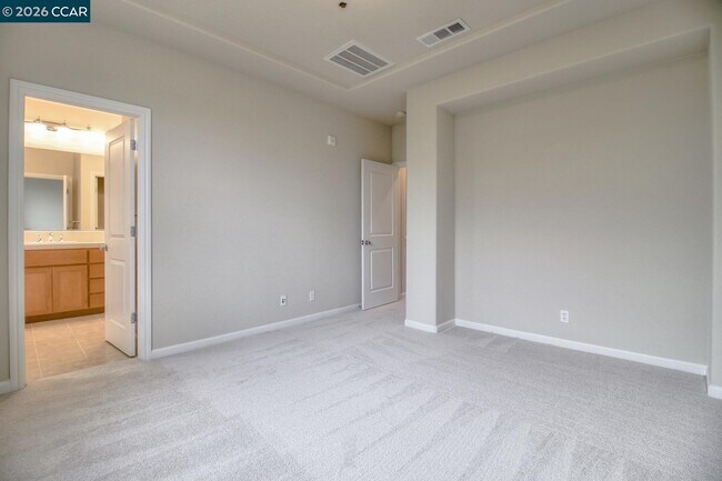 Building Photo - 2066 Mendocino Lane