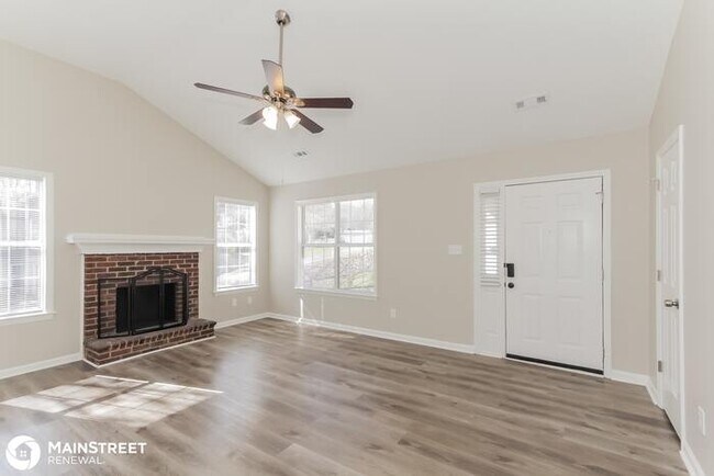 Building Photo - 228 BUBBLING WELL RD, DENVER, NC 28037