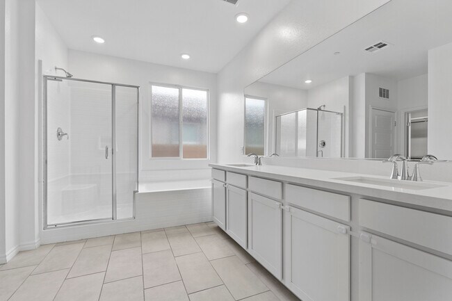 Building Photo - 3508 Liviana Gln Ave