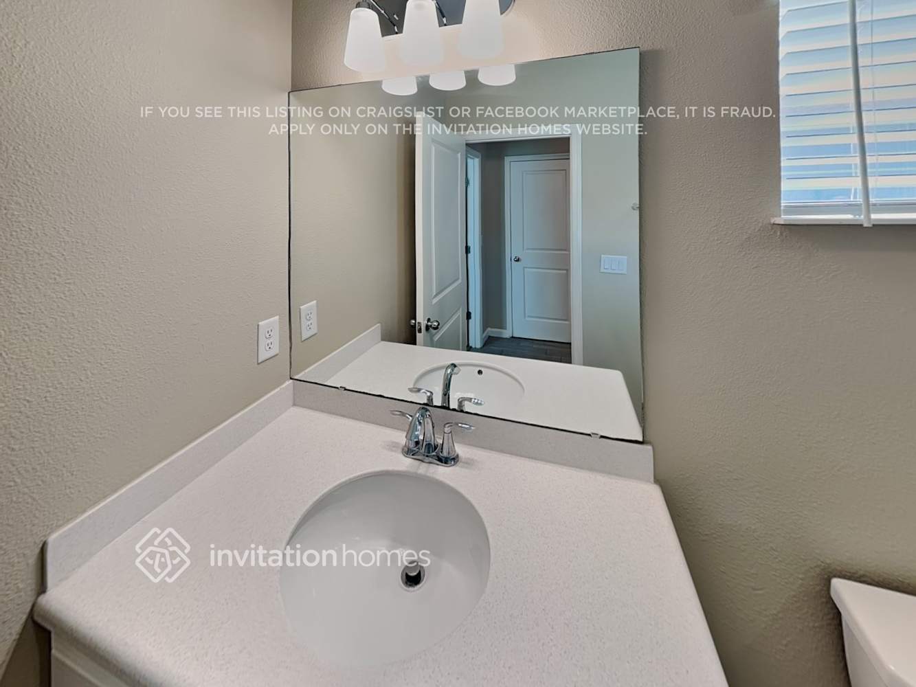 Building Photo - 11340 Oyster Creek Rd