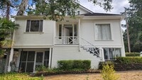 Building Photo - 401 Vine Ave