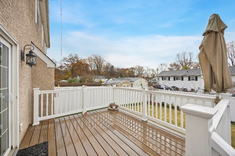 Building Photo - 7518 Lawn St