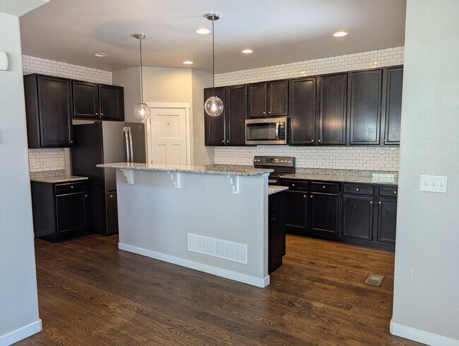 Building Photo - 7709 Camille Ct
