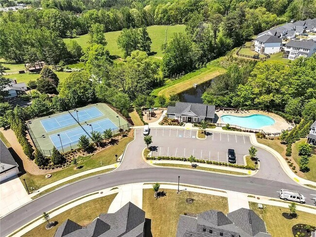Pool - 166 Crest Brooke Dr