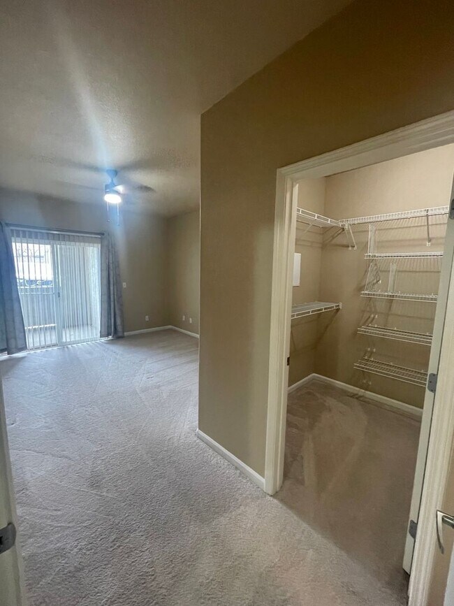 Building Photo - Discover Your Dream Lifestyle: Luxury Cond...