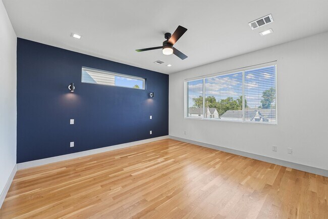 Building Photo - 3805 Harvard St