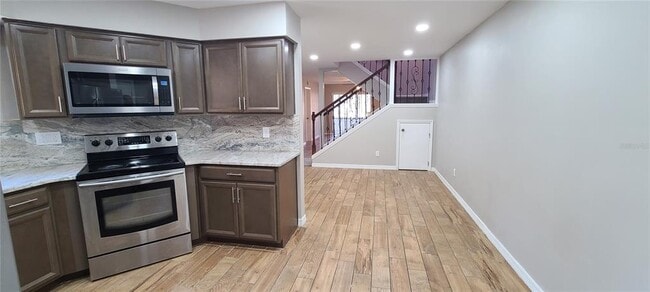 Building Photo - 816 Brimfield Ct