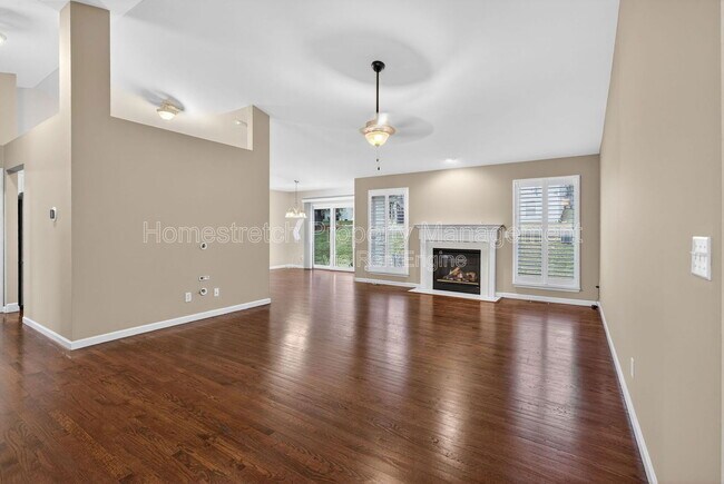 Building Photo - 1609 Valley Hill Ct