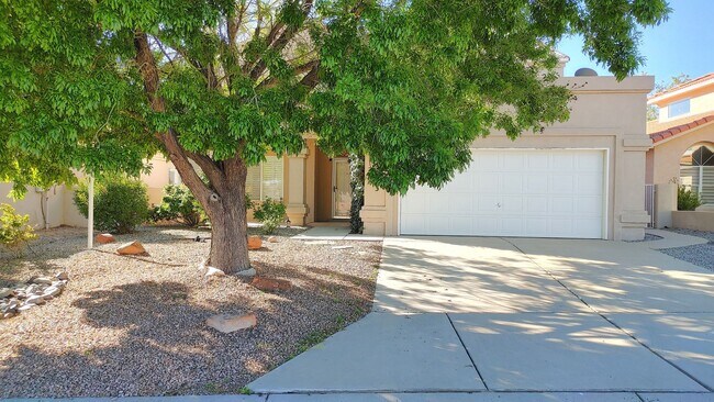 Building Photo - Magnificent 4 Bedroom, 2.5 Bath in Rio Rancho!