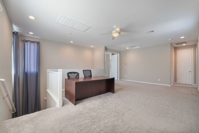 Building Photo - 813 Horizon Canyon Dr