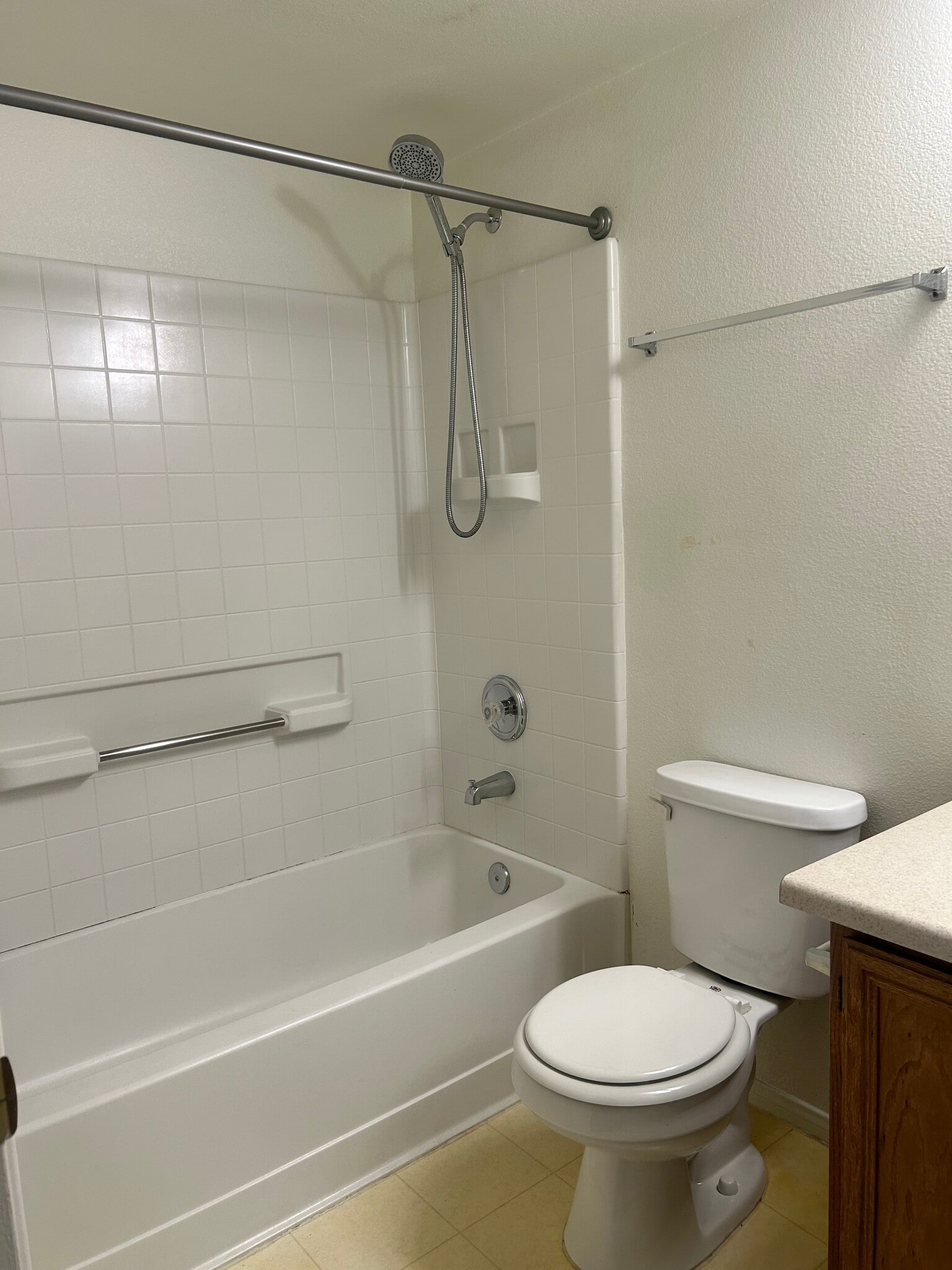 Building Photo - 85 Falcon Feather Way