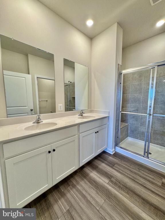 Building Photo - 19 Trout Lily Dr
