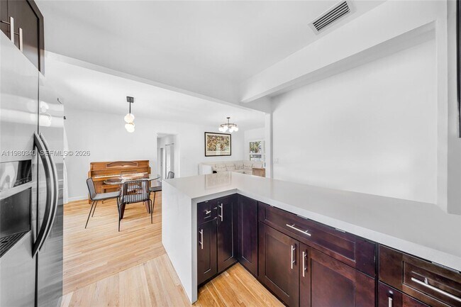 Building Photo - 172 Bentley Dr