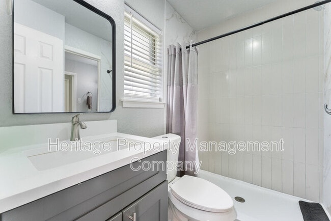 Building Photo - 7210 Cloverfield Ln