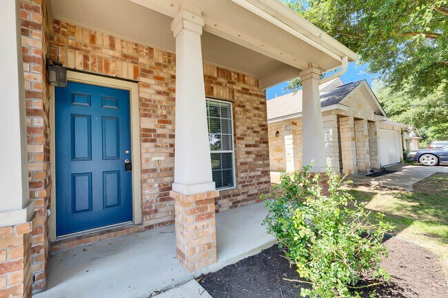 Building Photo - 10900 Gerald Allen Loop