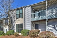 Building Photo - 11141 Harrowfield Rd