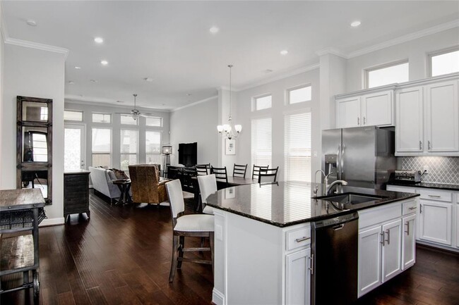 Building Photo - 28205 Bennett Pass Dr