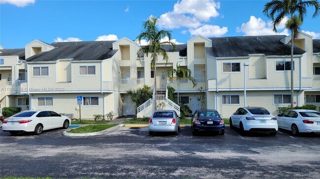 Primary Photo - 3453 NW 44th St
