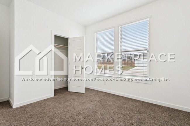 Building Photo - 40345 Cara Mae St