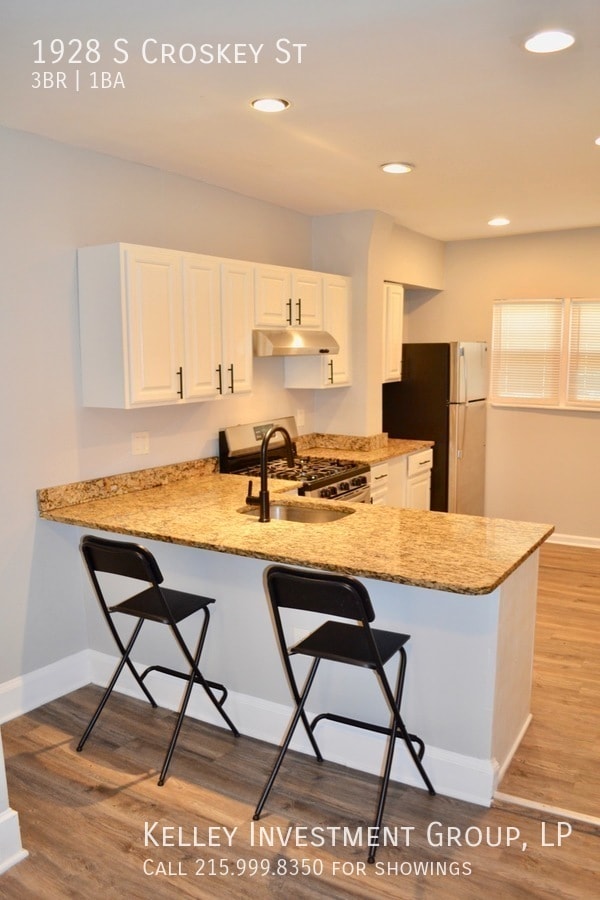 Primary Photo - 1928 S Croskey St