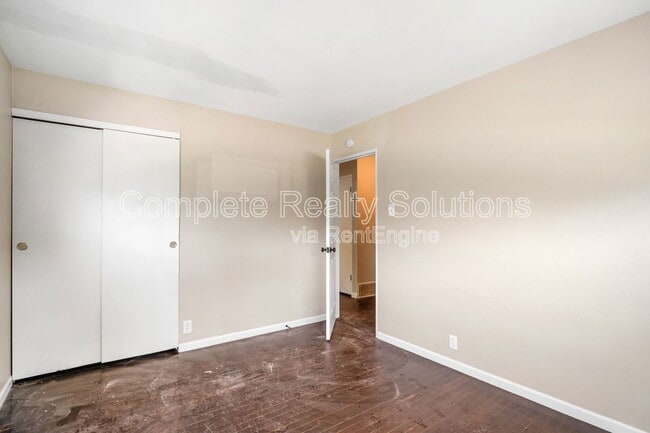 Building Photo - 10315 Monarch Dr