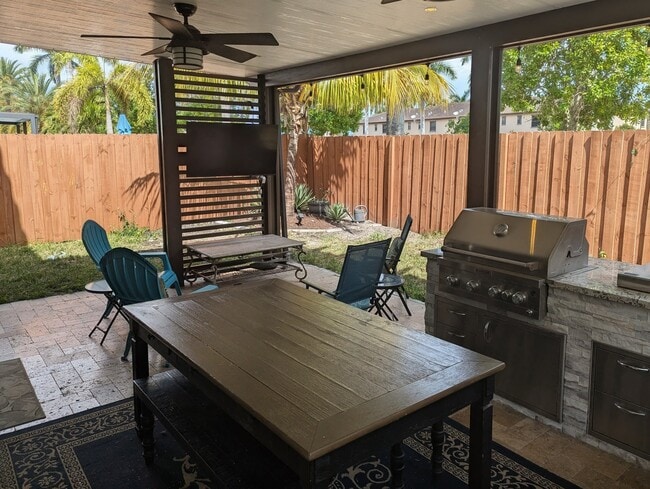 Building Photo - 24875 SW 117th Ct