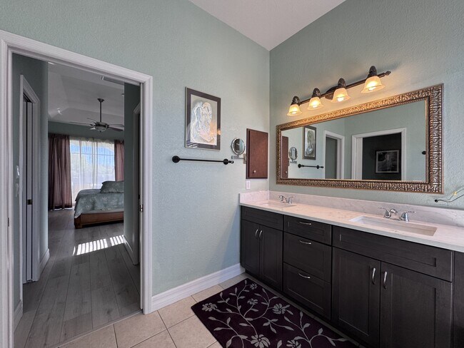 Building Photo - 4245 Via Del Villetti Dr