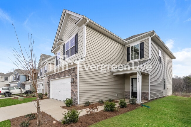 Building Photo - 5591 Hydrangea St