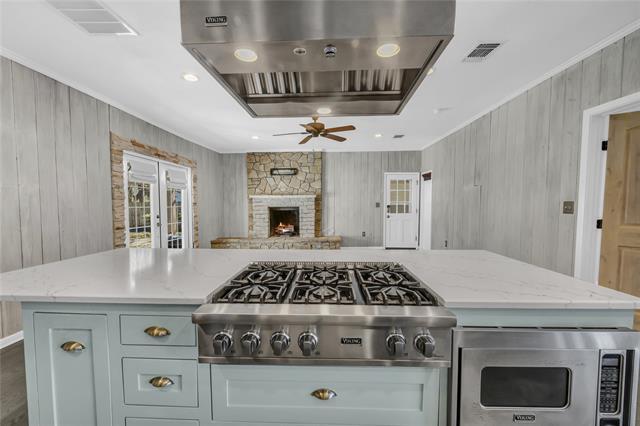 Building Photo - 415 W Couts St