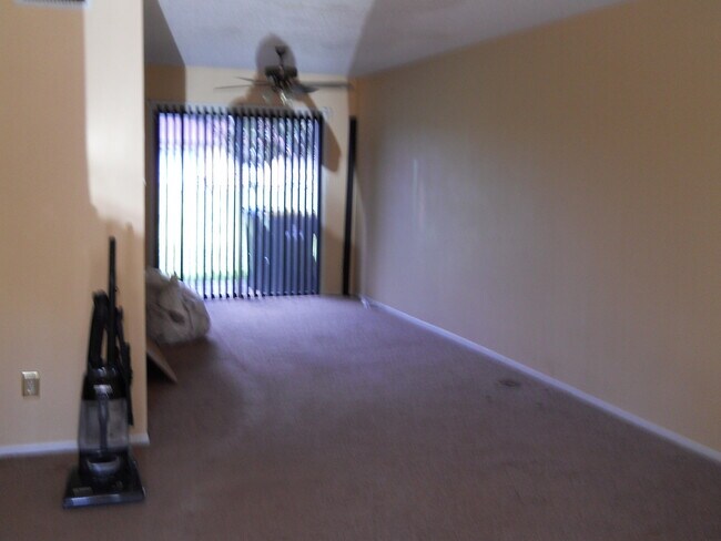 Building Photo - 3513 Tree Ridge Ln NE