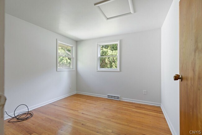 Building Photo - 110 Wolcott Terrace