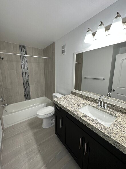 Building Photo - 2341 NW 33rd St