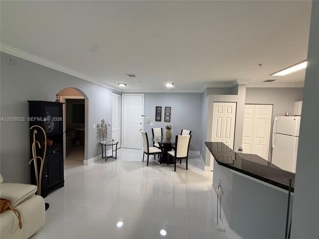 Building Photo - 4704 SW 160th Ave