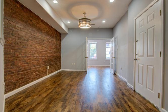 Living Room - 285 Bergen Ave