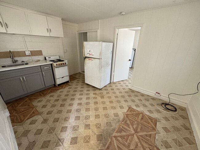 Building Photo - 1608 Cottage Walk