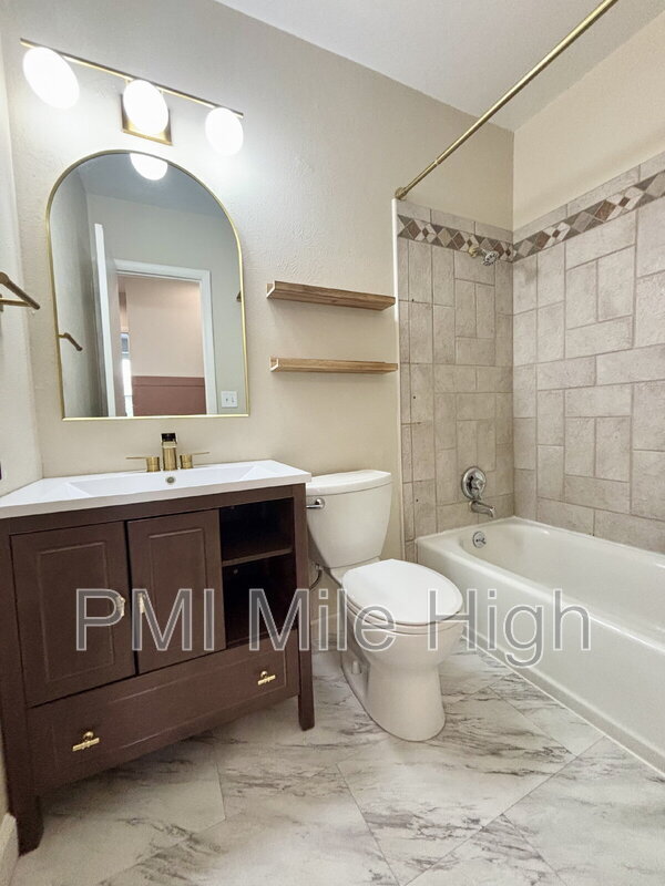 Building Photo - 4498 W 111th Ave