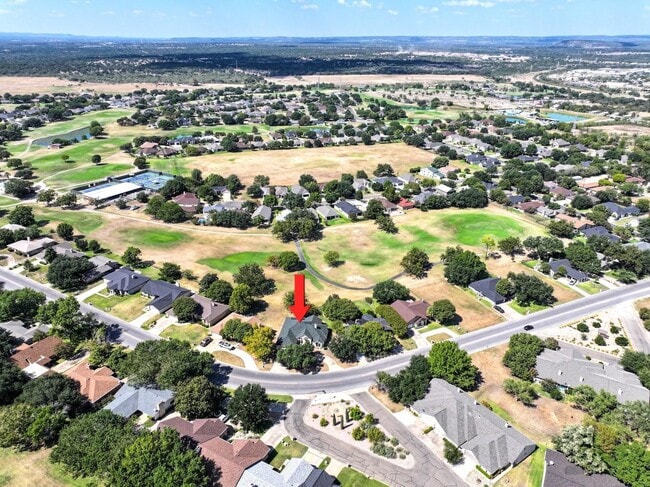 Building Photo - 120 Meadowlakes Dr