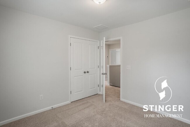 Building Photo - 103 Grange Ln