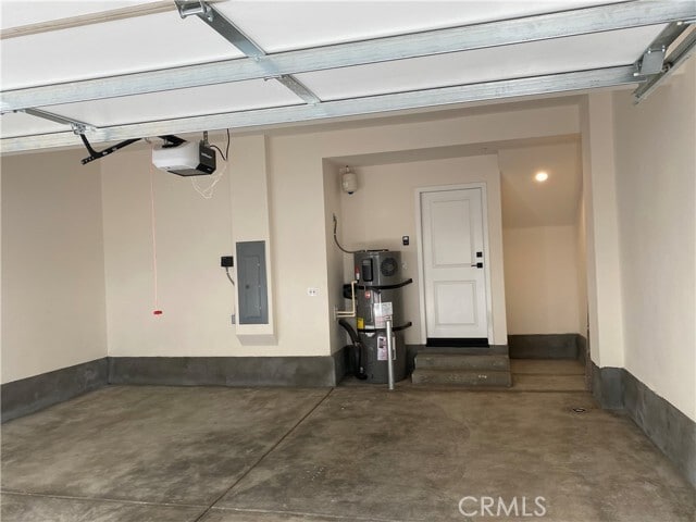 Building Photo - 2127 Marine Walk